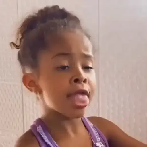 Figurinha de Baby Mood 💕💕💕 para WhatsApp (11 de 24)