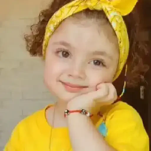 Figurinha de Baby random 🧸🪁🍭 para WhatsApp (8 de 19)