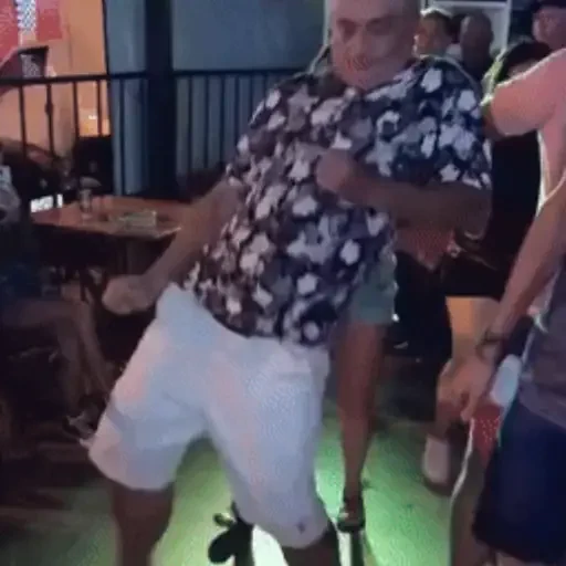 Figurinha de danças | dancing 💃🏾🕺🏾 (2 de 15)