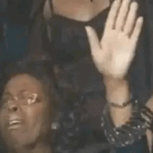 Figurinha de GIFs Reações Oração 🙏🏻 (11 de 15)