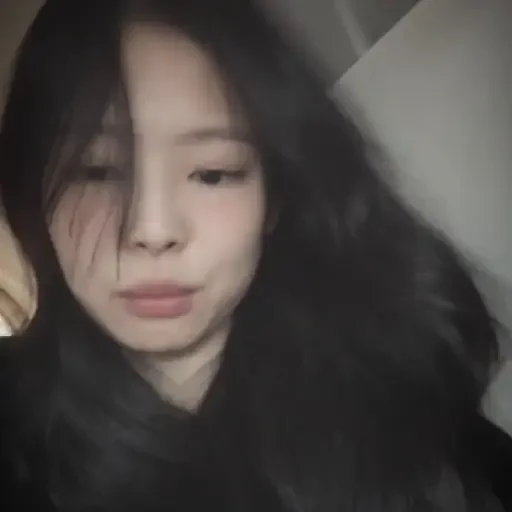 Figurinha de Jennie. | @illvocano  𝐇aki. para WhatsApp (9 de 21)