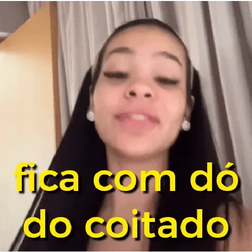 Figurinha de karamba lívia para WhatsApp (24 de 28)