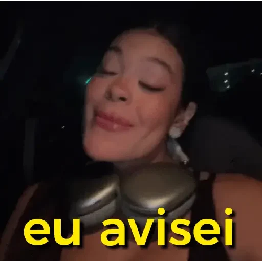 Figurinha de karamba lívia para WhatsApp (26 de 28)