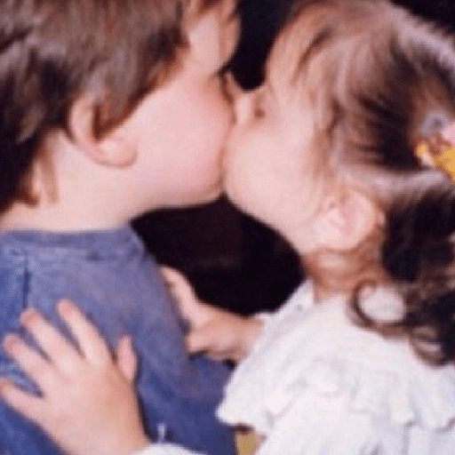 Figurinha de kiss bucin cium para WhatsApp (11 de 16)