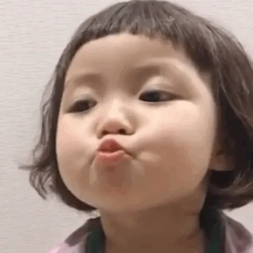 Figurinha de Korean Baby Cute🥰 para WhatsApp (14 de 15)