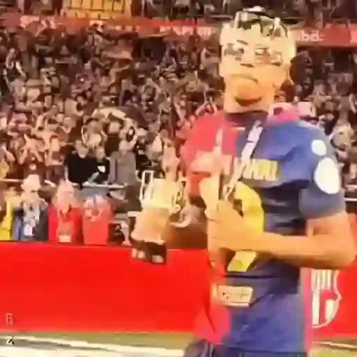 Figurinha de LAMINE YAMAL ✋😜🤚 (2 de 15)