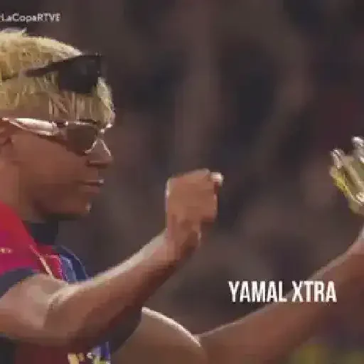 Figurinha de LAMINE YAMAL ✋😜🤚 (5 de 15)