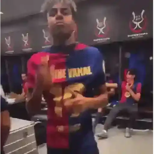 Figurinha de LAMINE YAMAL ✋😜🤚 (15 de 15)