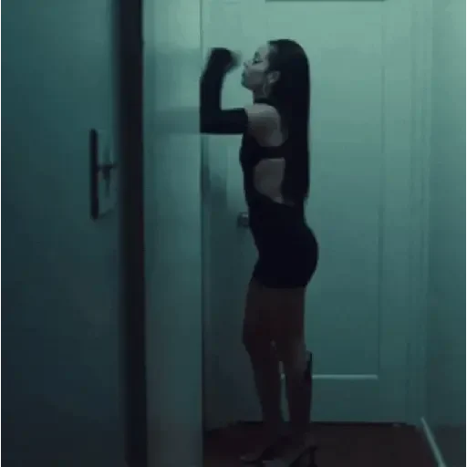 Figurinha de Maddy Perez para WhatsApp (2 de 25)