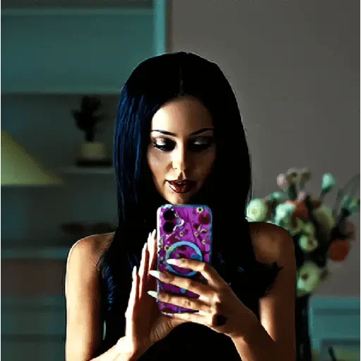 Figurinha de Maddy Perez para WhatsApp (17 de 25)