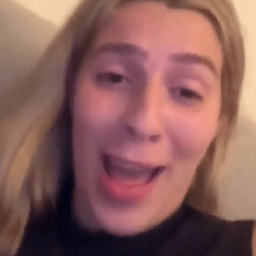 Figurinha de MALÉVOLA ALVES 🙋🏼‍♀️ para WhatsApp (17 de 17)