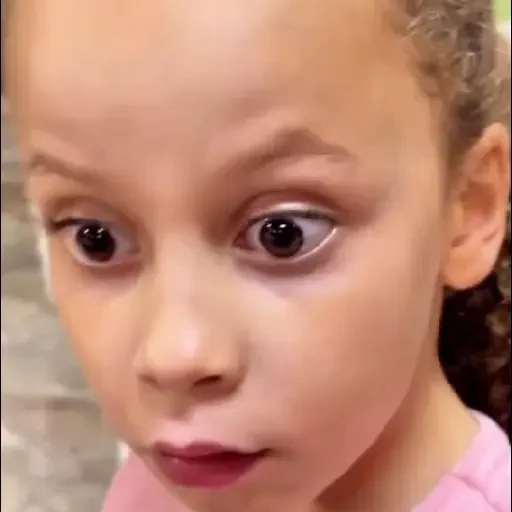 Figurinha de Mini divas pra reagir ✨️ para WhatsApp (6 de 16)