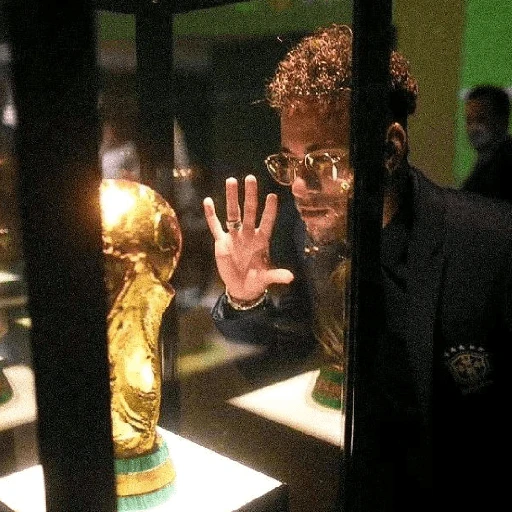 Figurinha de NEYMAR NA COPA (6 de 15)