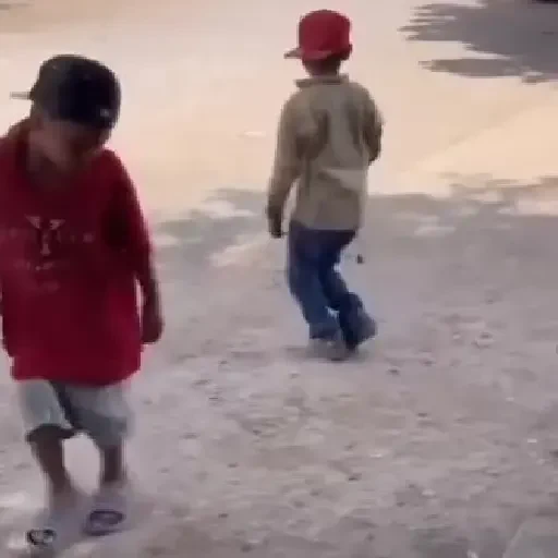 Figurinha de Niños ✨🧒🏻👧🏻 (6 de 20)