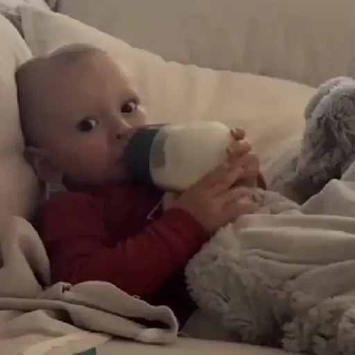 Figurinha de Niños ✨🧒🏻👧🏻 (8 de 20)