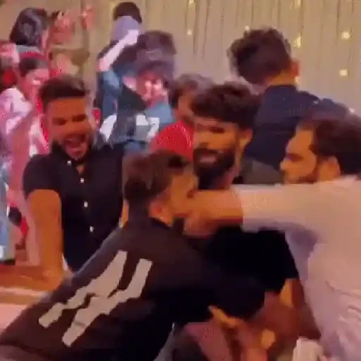 Figurinha de QUERO DANÇAR COM VC💃🏻🕺🏽 para WhatsApp (11 de 16)