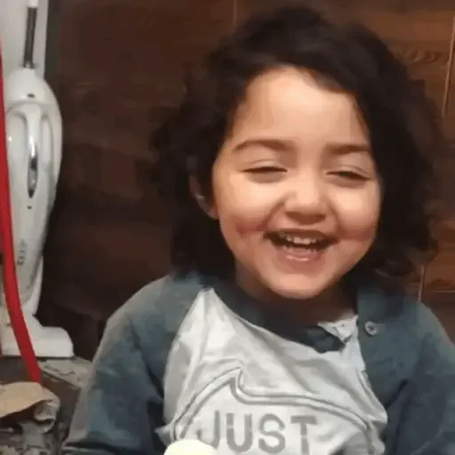 Figurinha de REAÇÕES DE CRIANÇAS 🤣 (9 de 15)