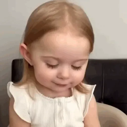 Figurinha de REAÇÕES DE CRIANÇAS 🤣 (15 de 15)