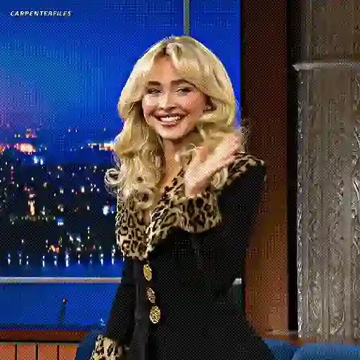 Figurinha de Sabrina Carpenter para WhatsApp (5 de 22)